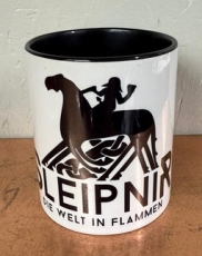 Tasse - schwarz - Sleipnir - Die Welt in Flammen - Motiv 3