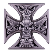 Pin - Eisernes Kreuz mit Totenköpfen
