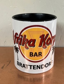 Tasse - schwarz - Afrikakorps Bar Brattendorf - Motiv 2 Tasse - schwarz - Afrikakorps Bar Brattendorf - Motiv 2