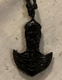 Kettenanhänger aus Horn - Thor Hammer vom Wasserbüffel - schwarz